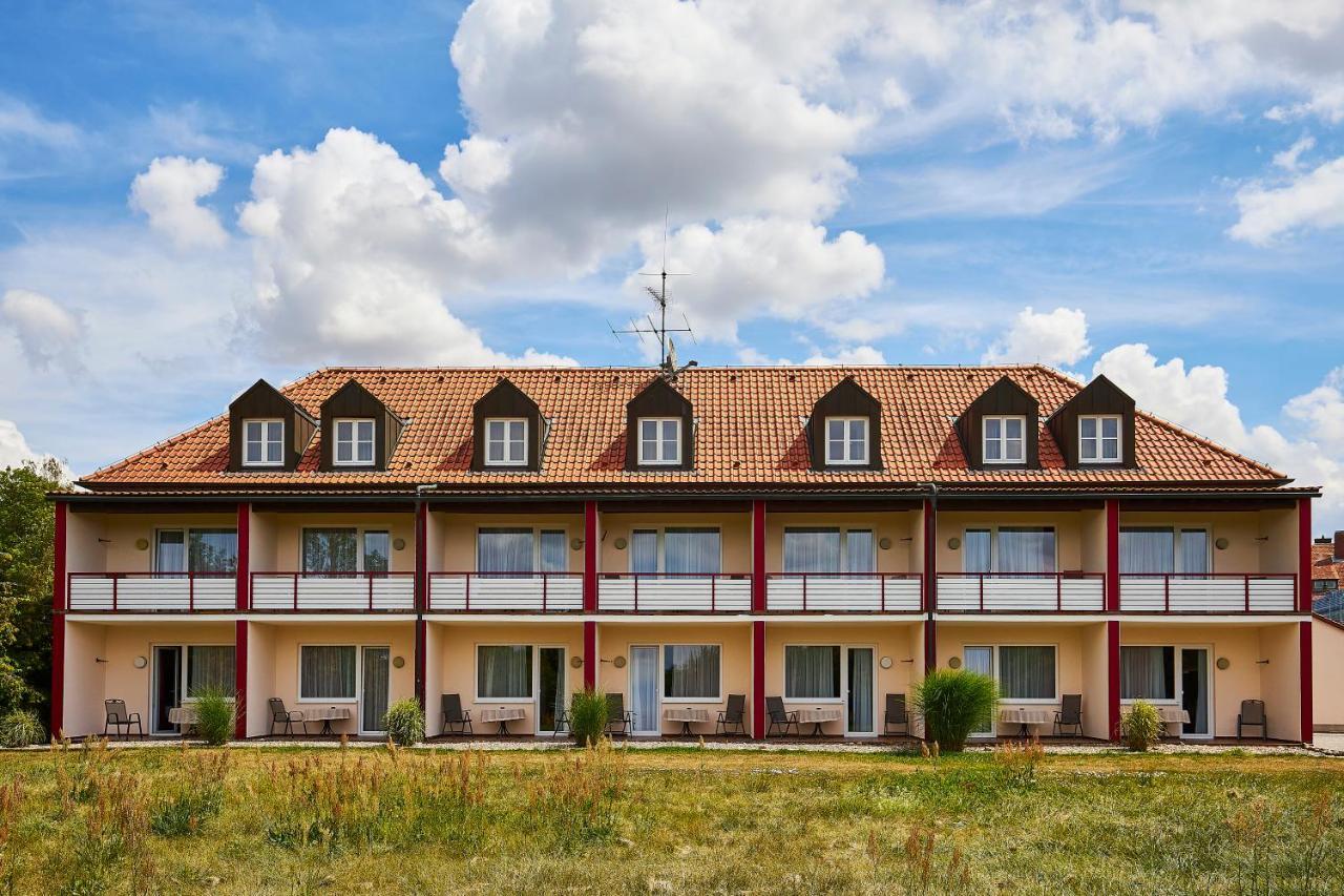 Flair-Hotel Zum Benediktiner Schwarzach am Main Exterior photo